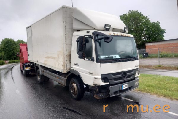 Mercedes-Benz Atego 1218L (2011) - Image 2