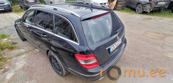 Mercedes-Benz C220 CDi (2008) - Image 3