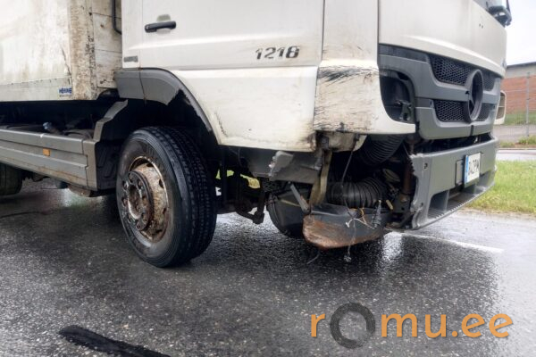 Mercedes-Benz Atego 1218L (2011) - Image 6