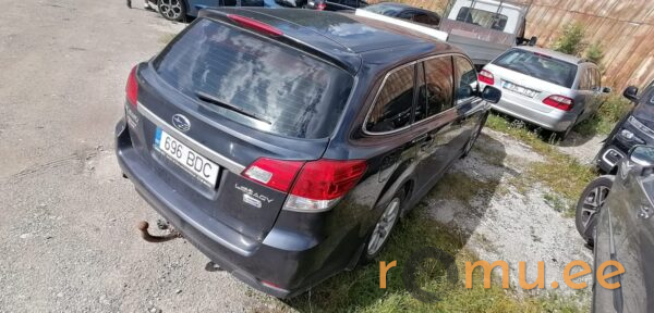 Subaru Legacy (2010) - Image 3