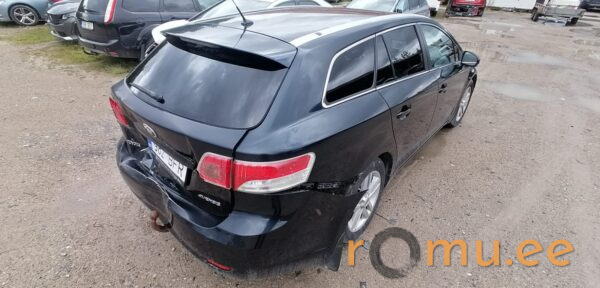 Toyota Avensis (2011) - Image 4