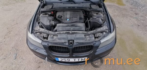 BMW 318d (2011) - Image 7