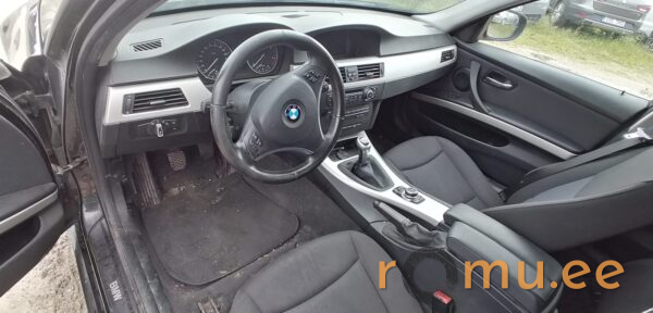 BMW 318d (2011) - Image 8