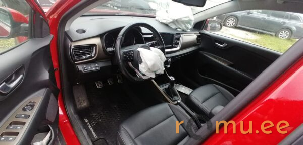 Kia Stonic (2018) - Image 7