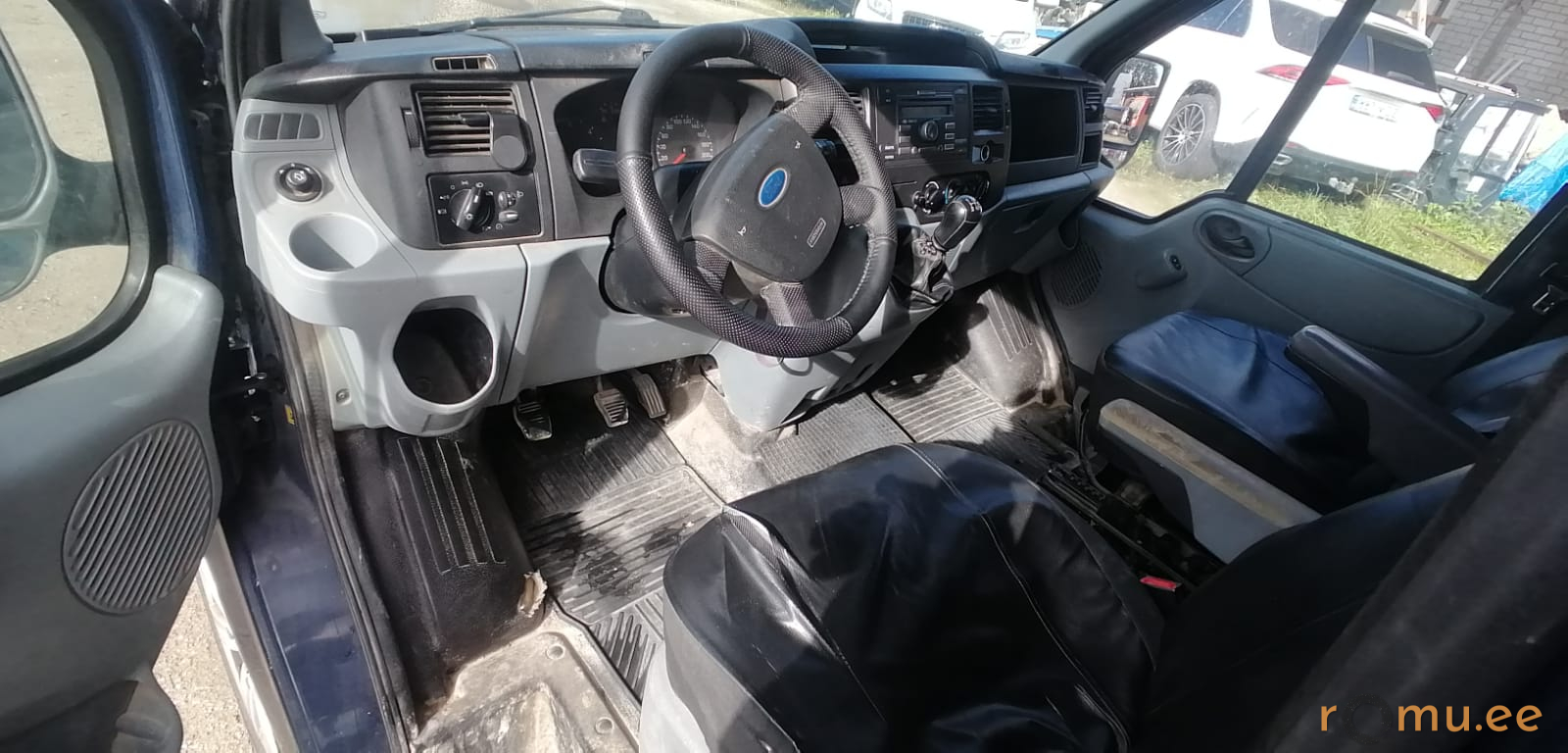 Ford Transit 300L Van (2007) — изображение 7