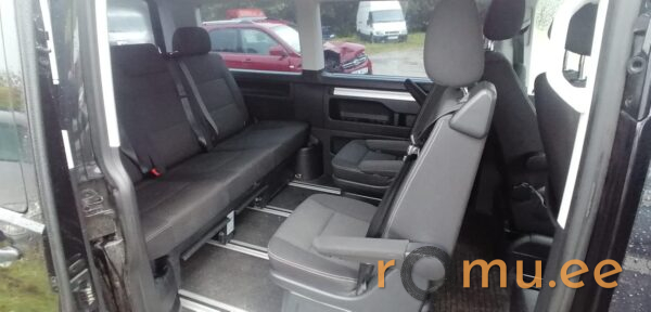 Volkswagen Multivan (2017) - Image 10