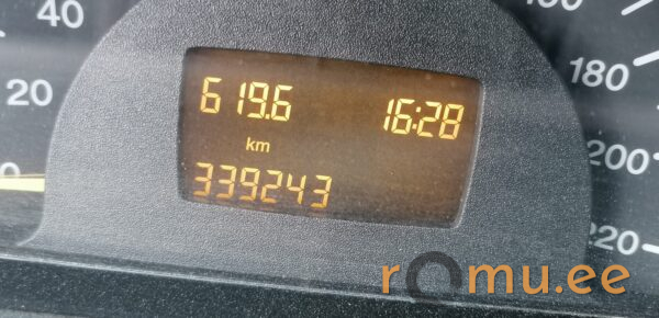Mercedes-Benz Vito 109 CDi (2005) - Image 10