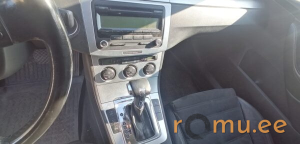 Volkswagen Passat (2008) - Image 8