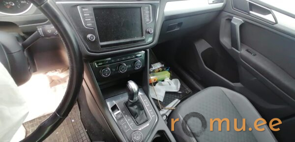 Volkswagen Tiguan (2017) - Image 8