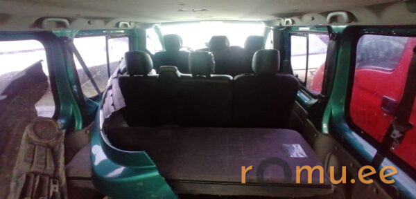 Renault Trafic (2011) - Image 10
