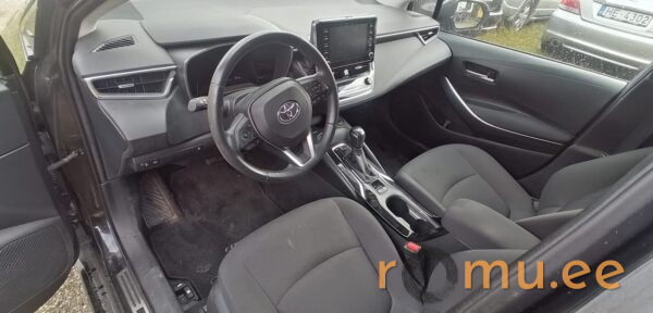 Toyota Corolla (2022) - Image 8