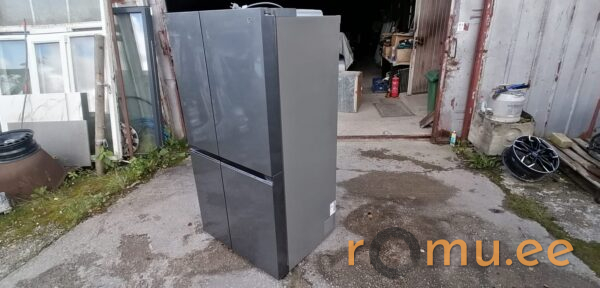 Refrigerator - Image 2