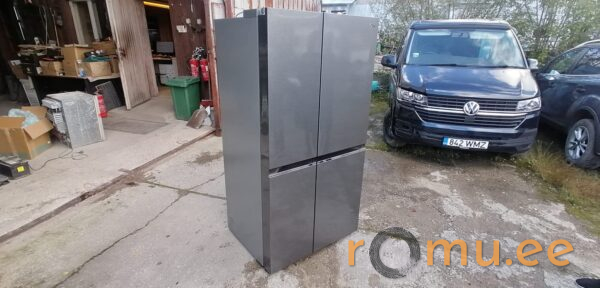 Refrigerator