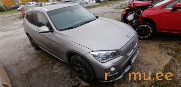 BMW X1 XDrive 20i (2014) - Image 2