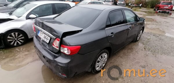 Toyota Corolla (2012) - Image 5