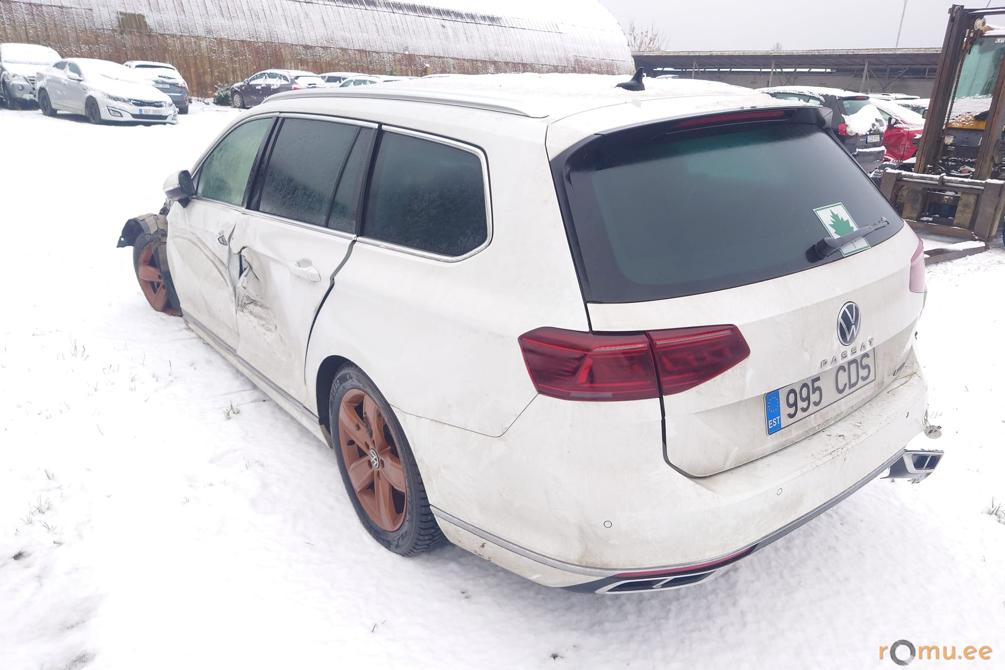 Volkswagen Passat (2021) - Image 3