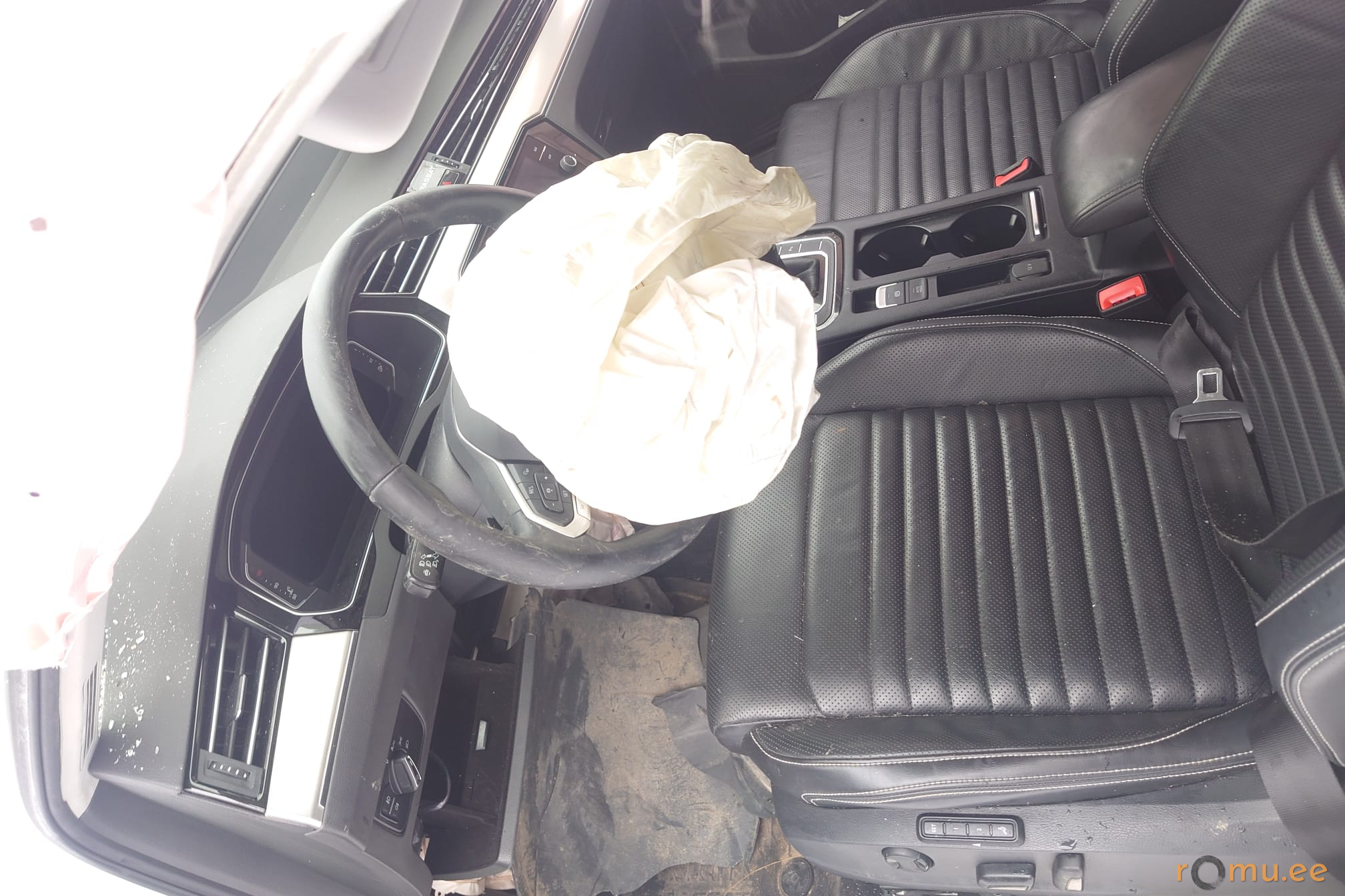 Volkswagen Passat (2021) - Image 7