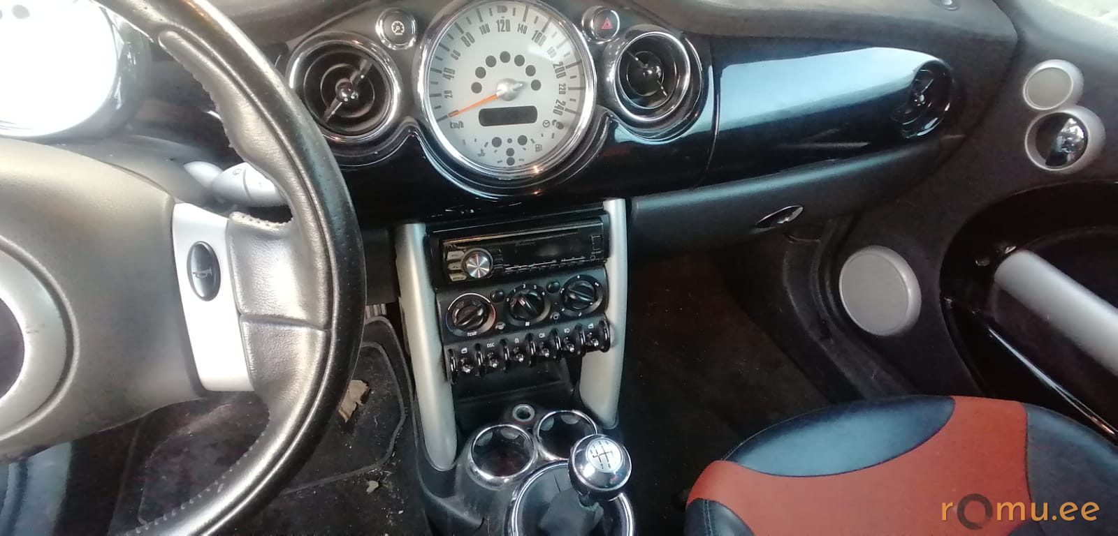 Mini Cooper (2006) - Image 7