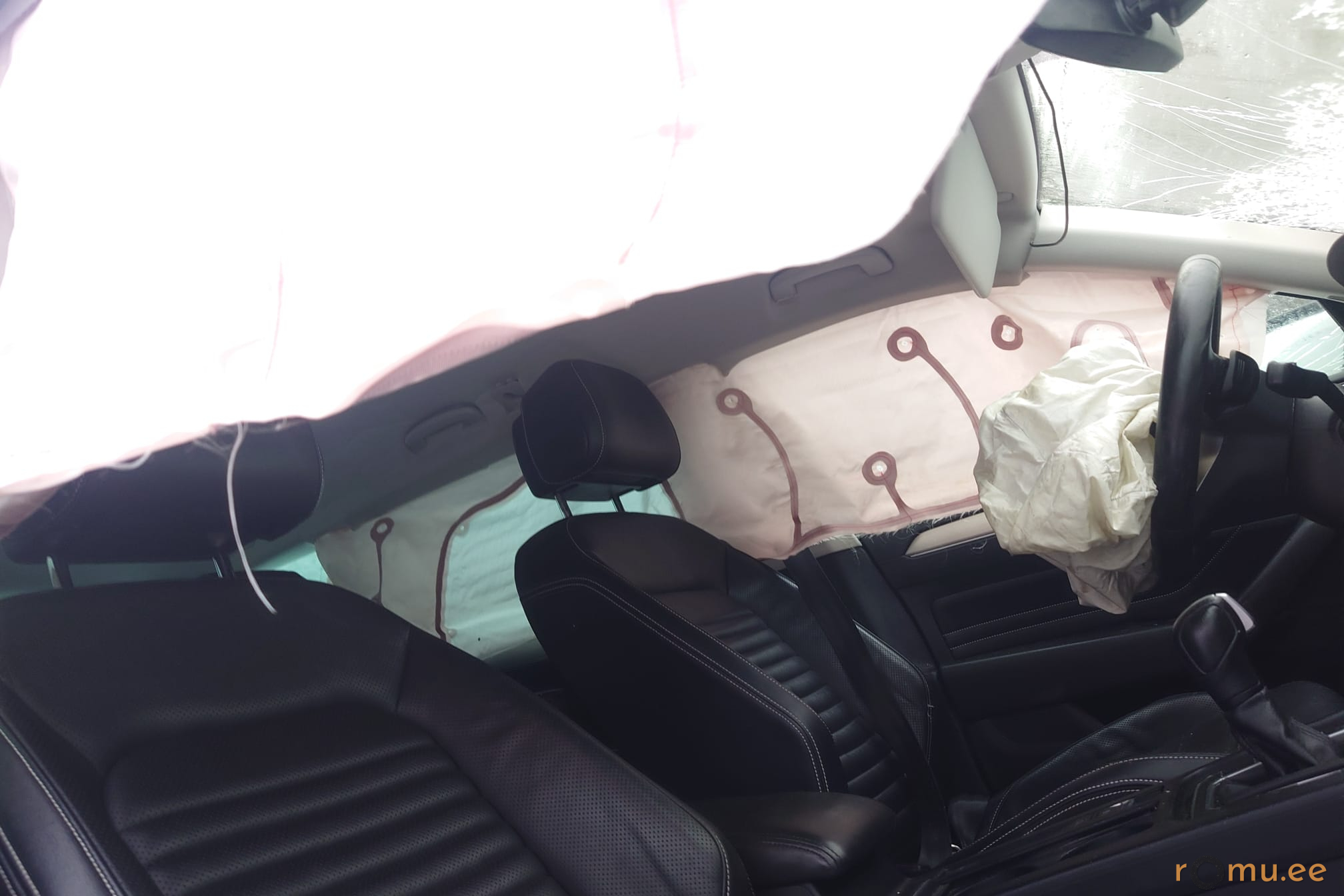 Volkswagen Passat (2021) - Image 9