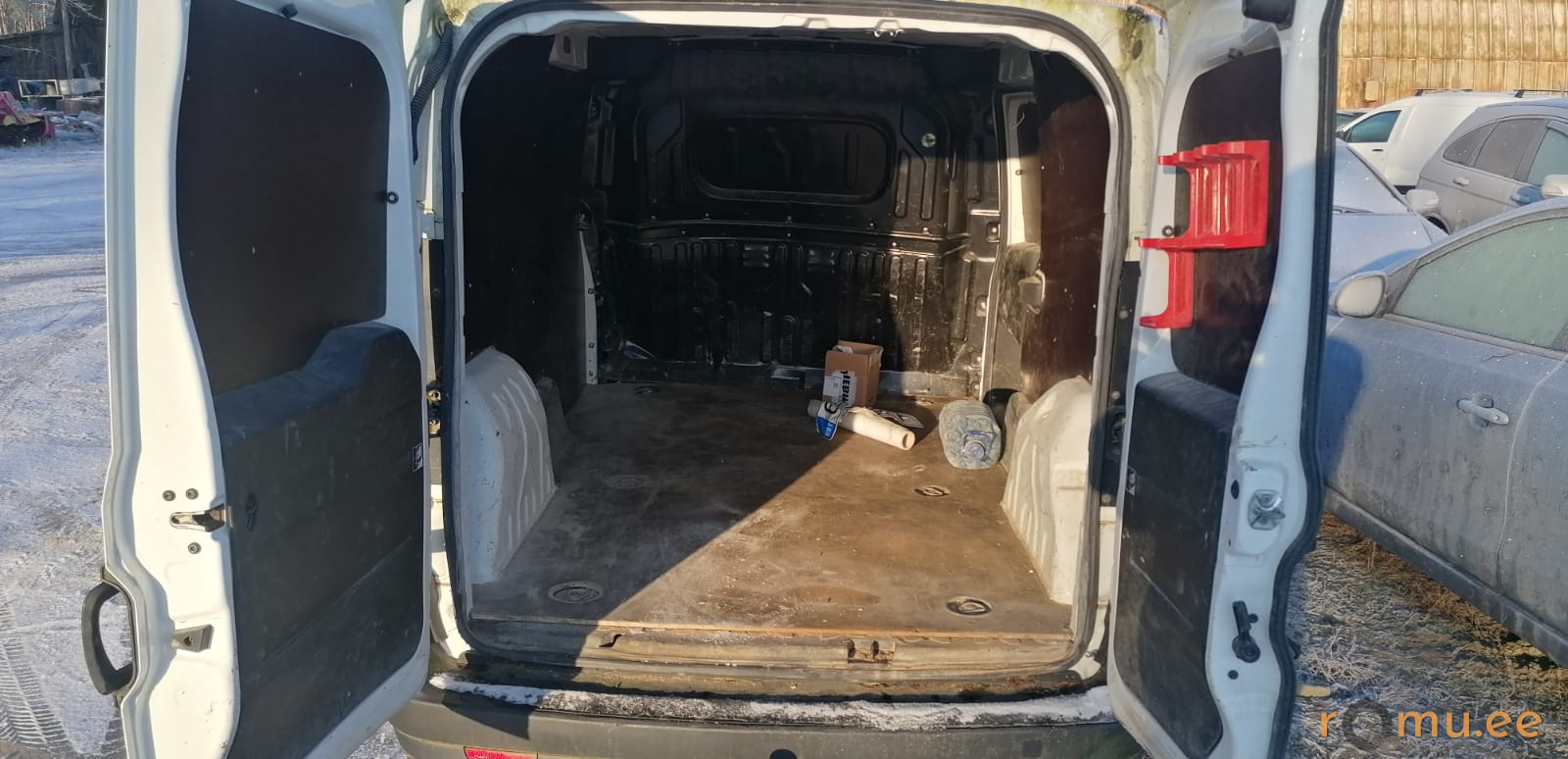 Opel Combo Van (2017) - Image 9