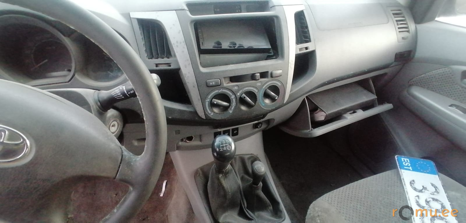 Toyota Hilux (2007) - Image 10