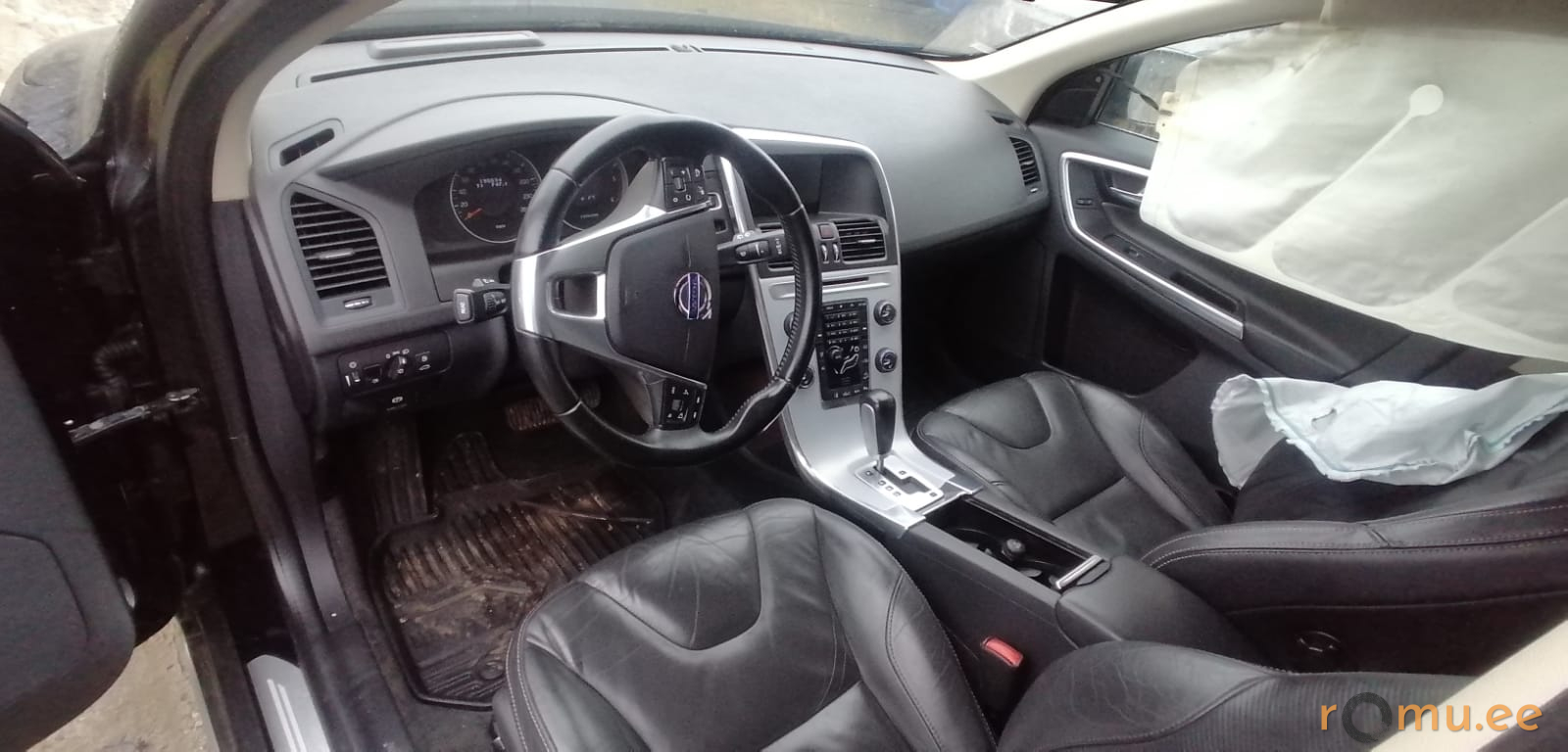 Volvo XC60 (2012) — изображение 7