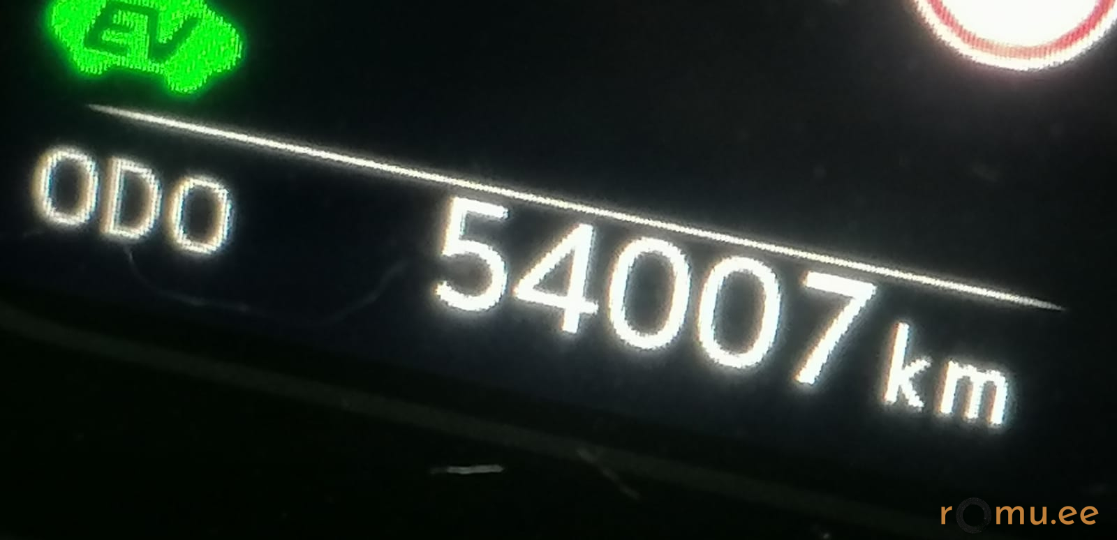 Lexus UX250h (2022) - Image 9