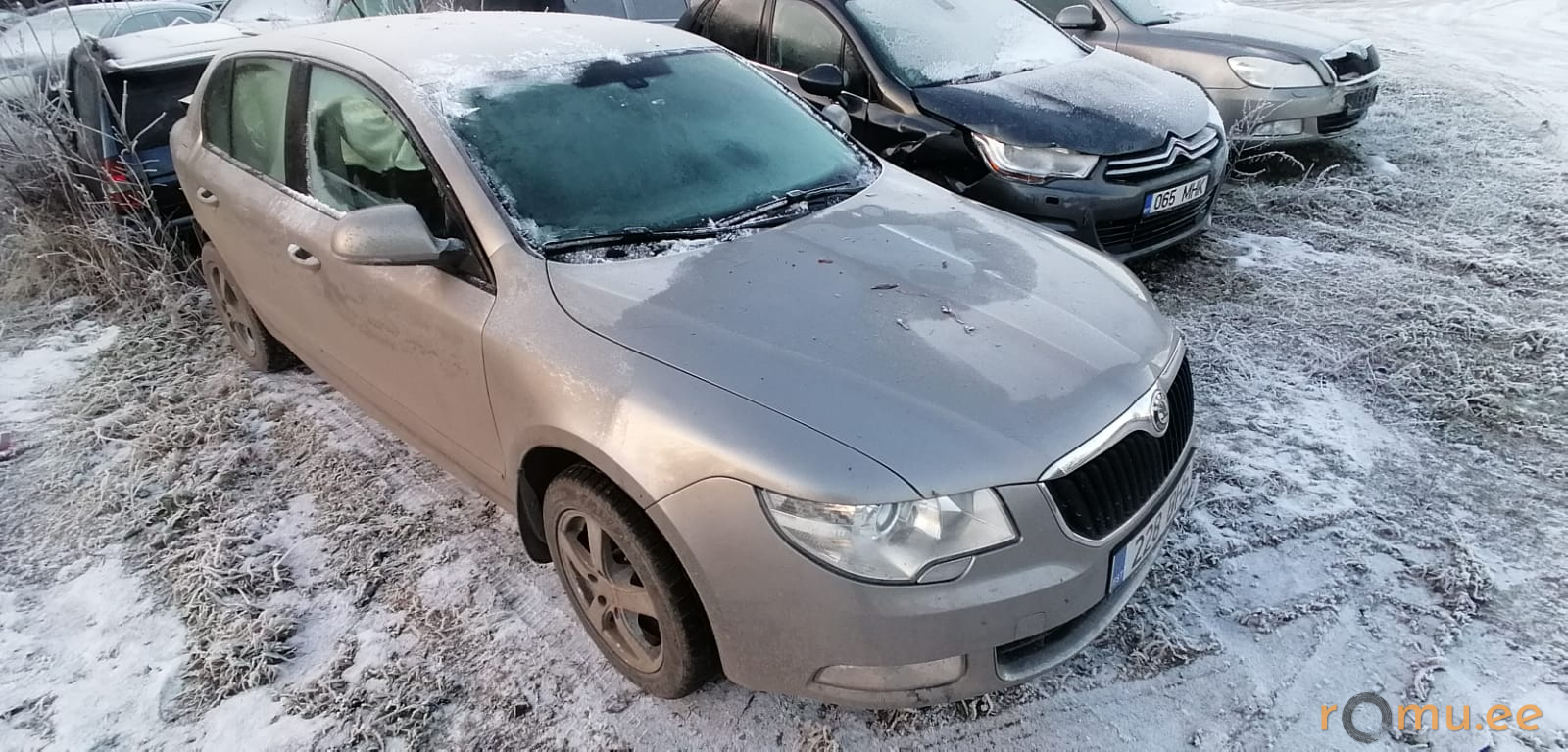 Skoda Superb (2012) - Image 2
