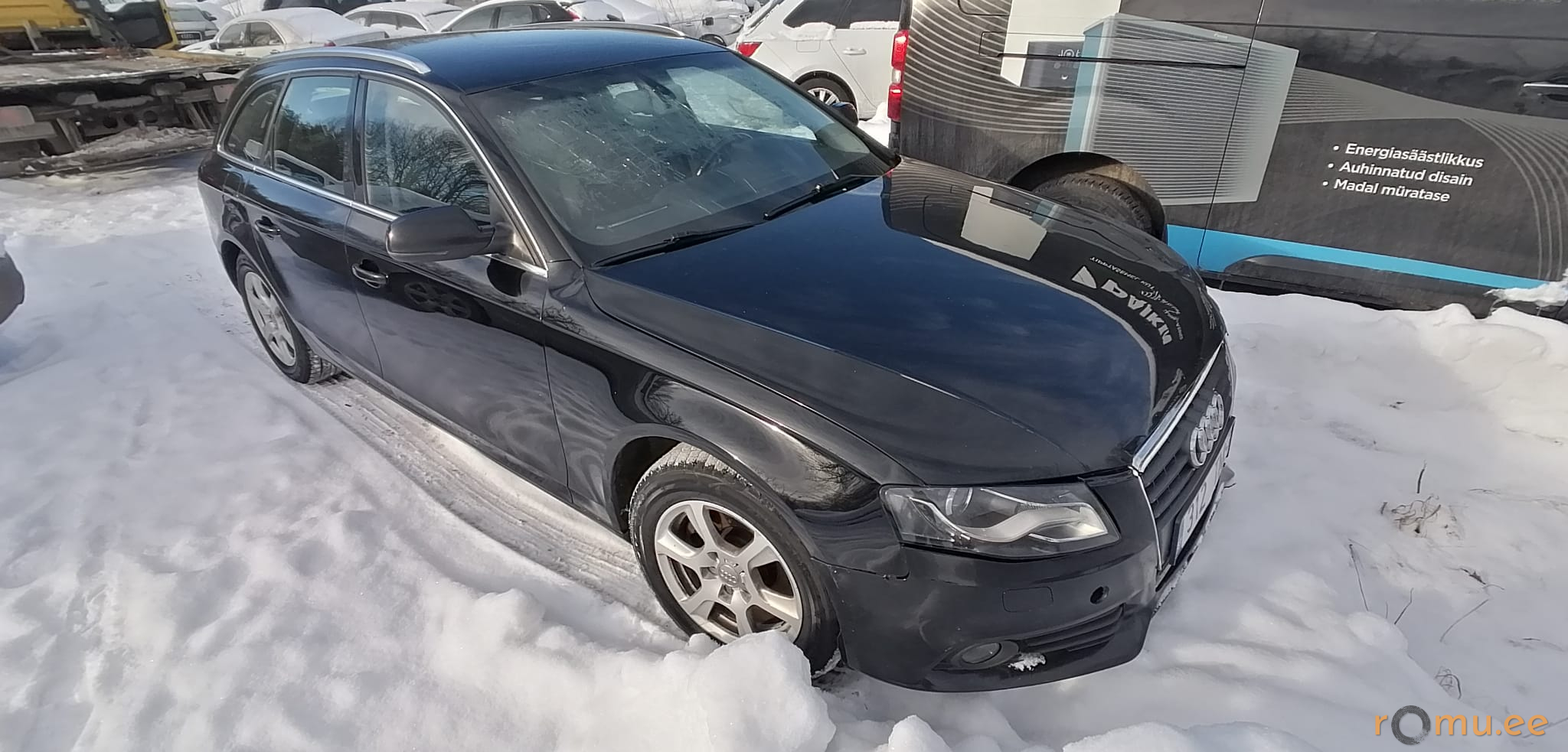 Audi A4 Avant (2011) - Image 2