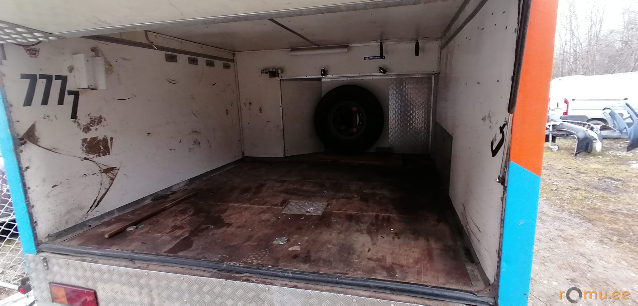 Volvo FL6 (1991) — изображение 12