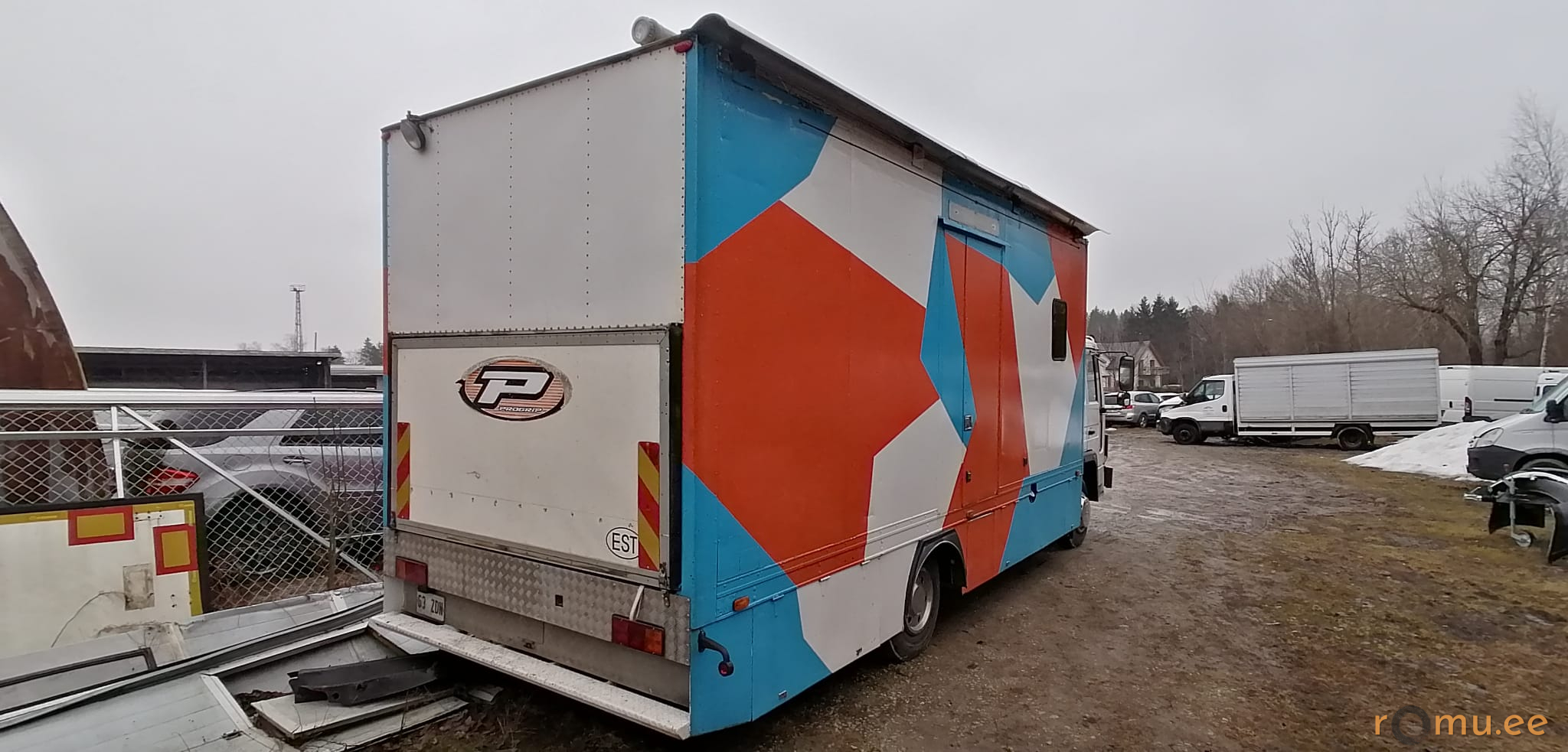 Volvo FL6 (1991) — изображение 4