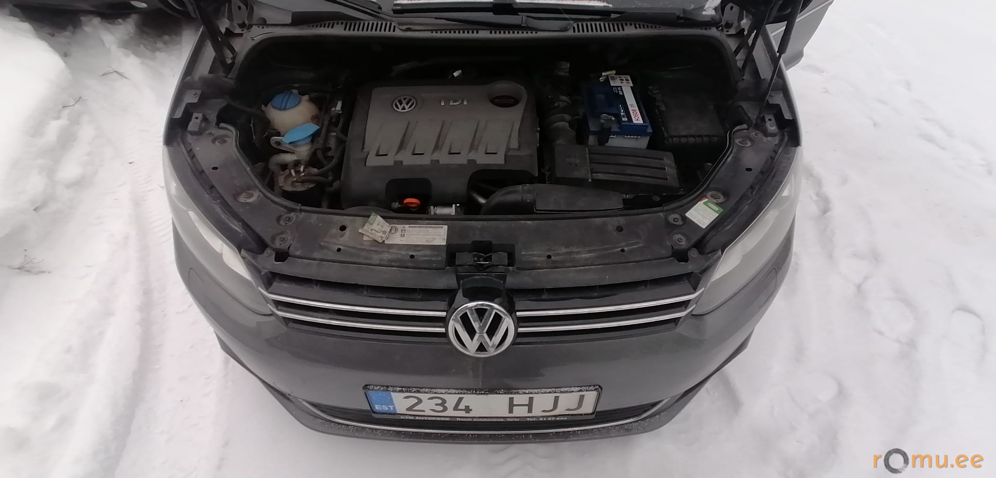 Volkswagen Touran (2011) - Image 6