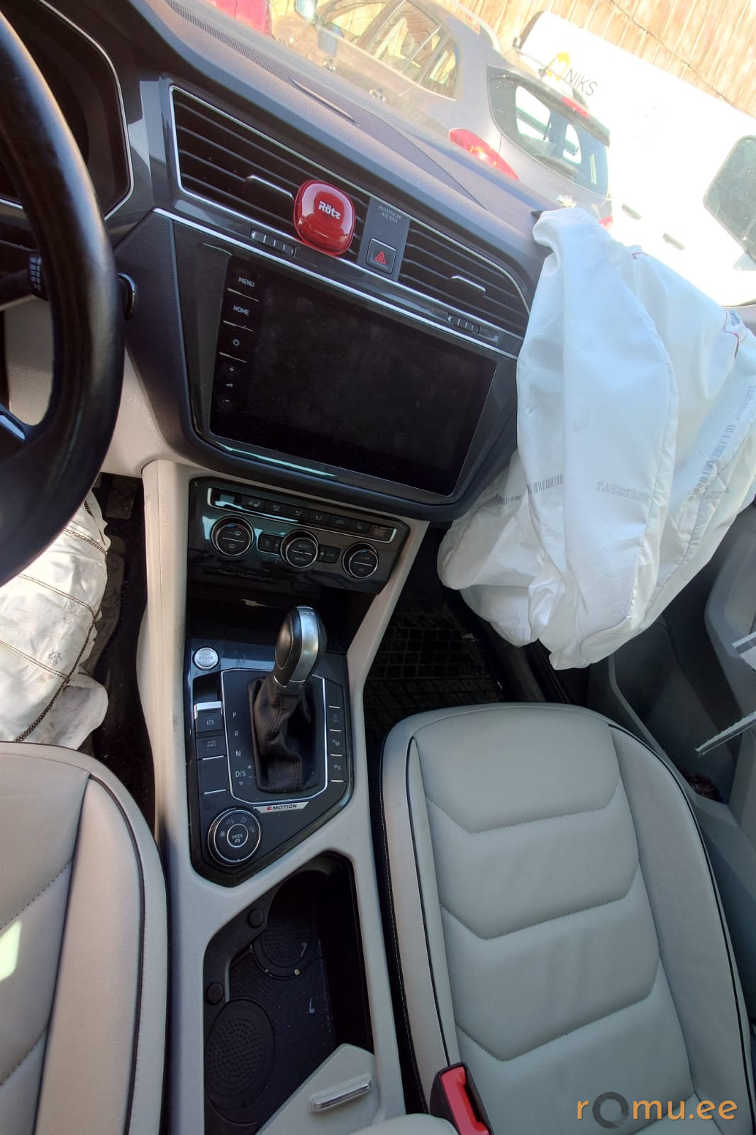 Volkswagen Tiguan (2018) — изображение 8