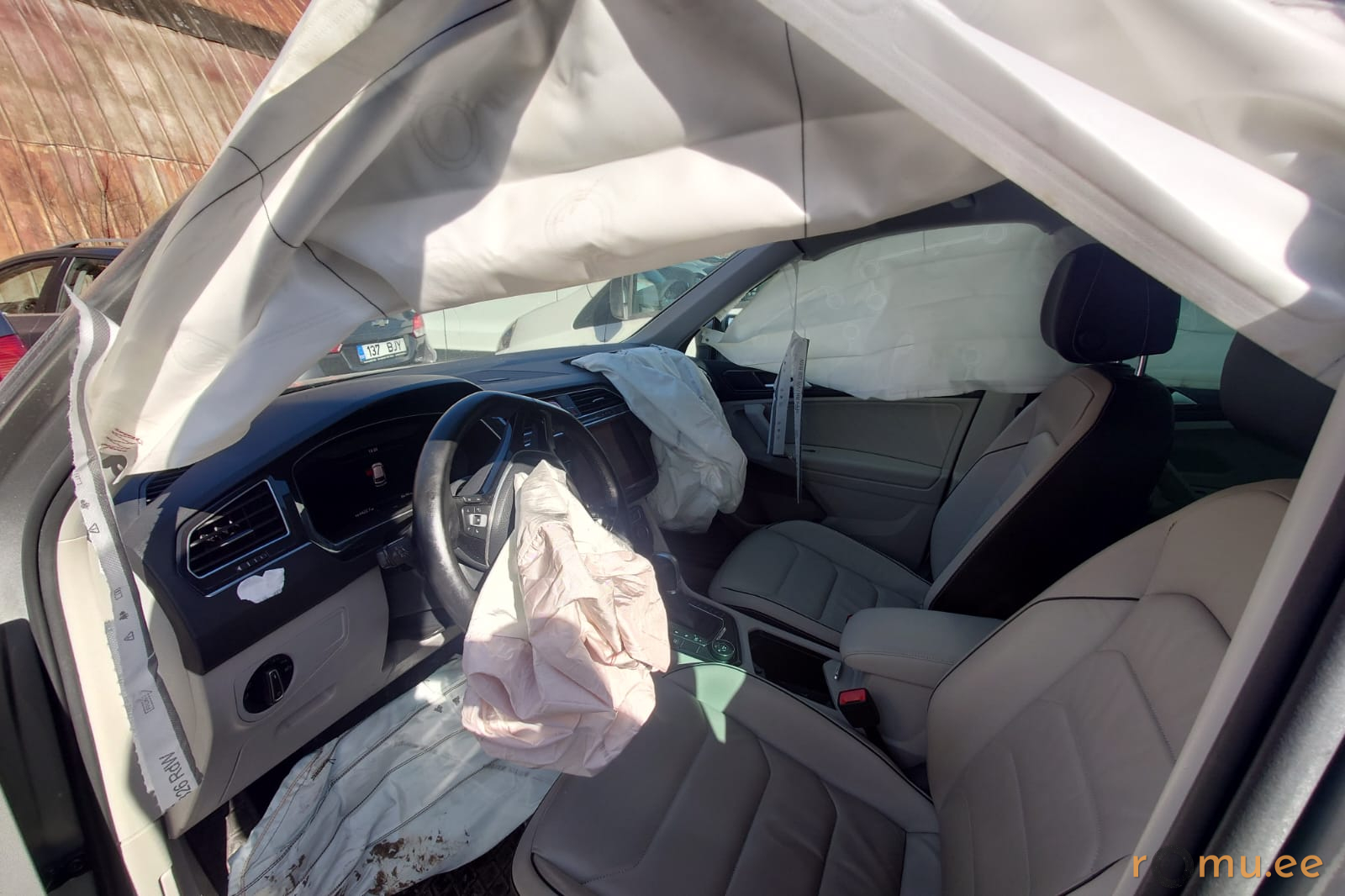 Volkswagen Tiguan (2018) — изображение 7