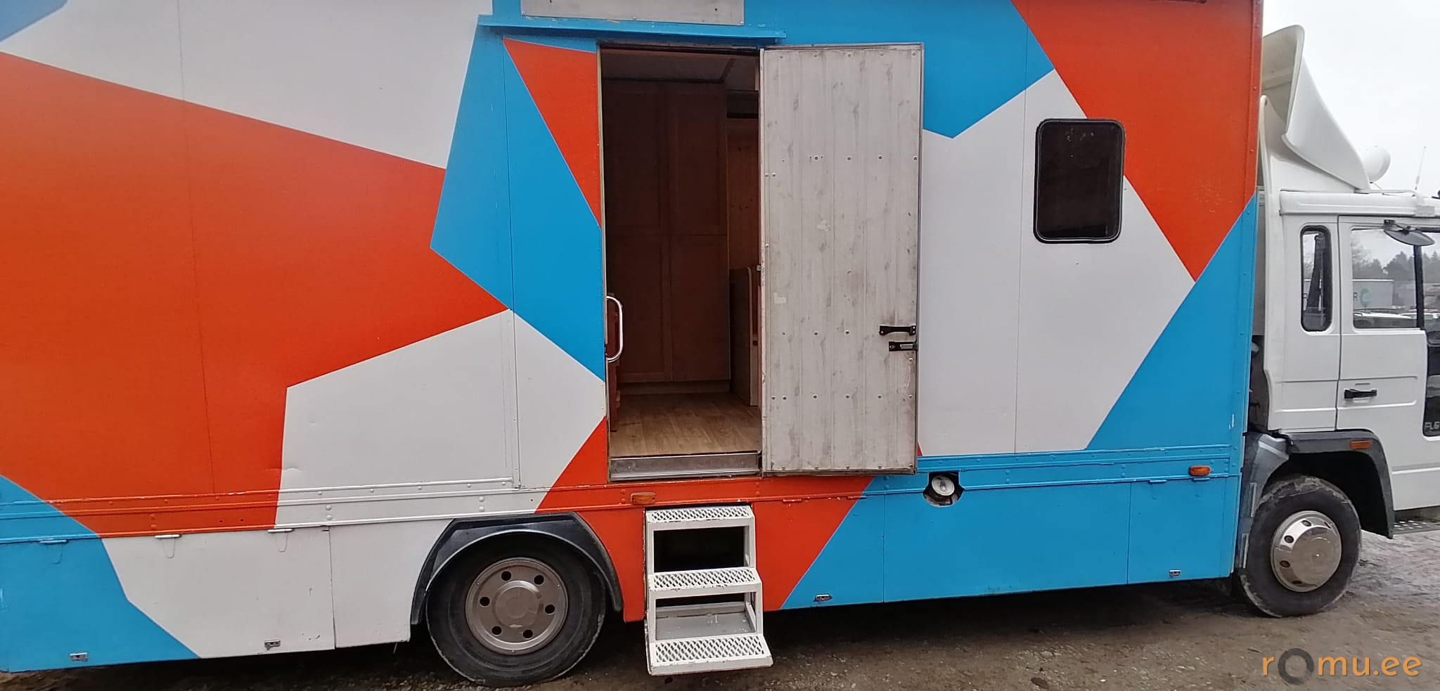 Volvo FL6 (1991) — изображение 5