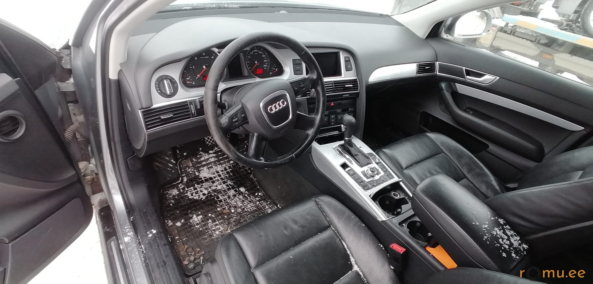 Audi A6 Avant (2010) - Image 7