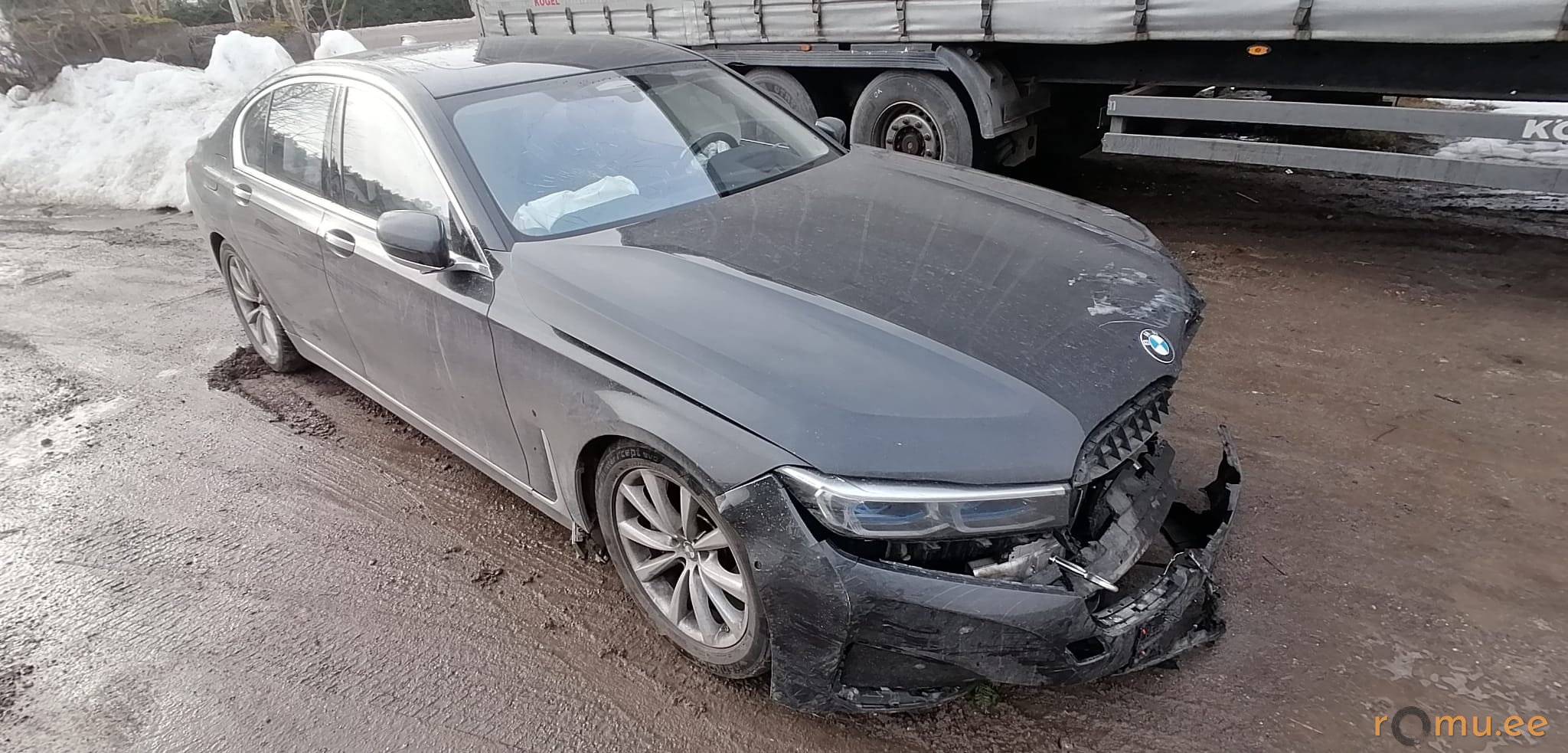 BMW 730d XDrive (2019) - Image 2