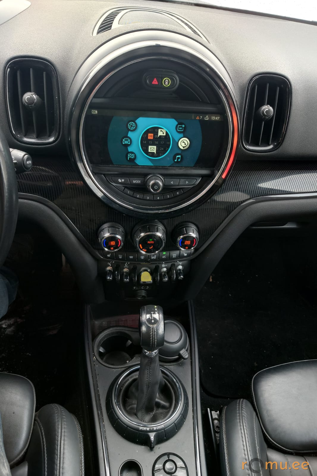 Mini Countryman Cooper SE (2017) — изображение 8