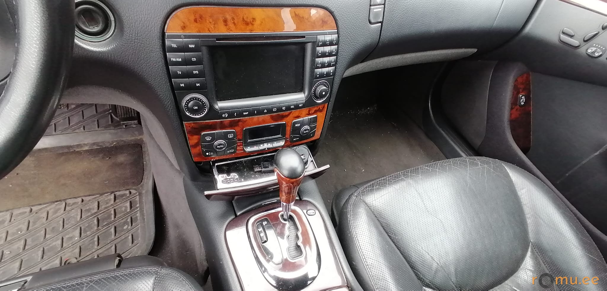 Mercedes-Benz S500 (1999) - Image 8