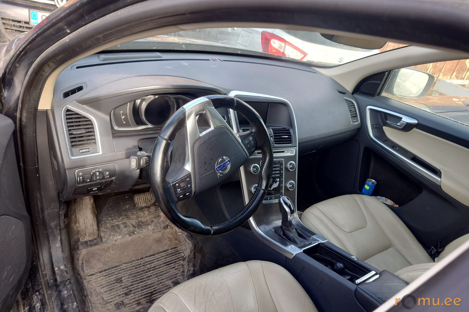 Volvo XC650 (2014) - Image 6