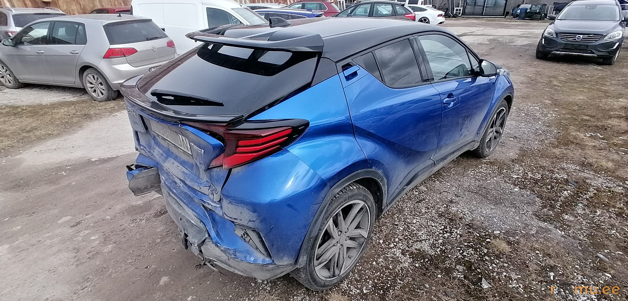 Toyota C-HR (2022) — изображение 4