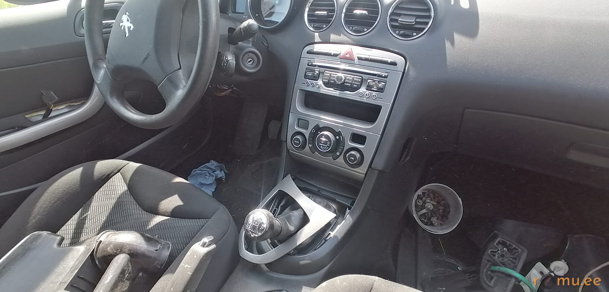 Peugeot 308 (2010) - Image 7