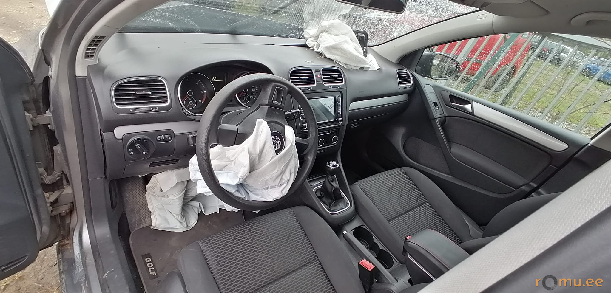 Volkswagen Golf (2011) - Image 5