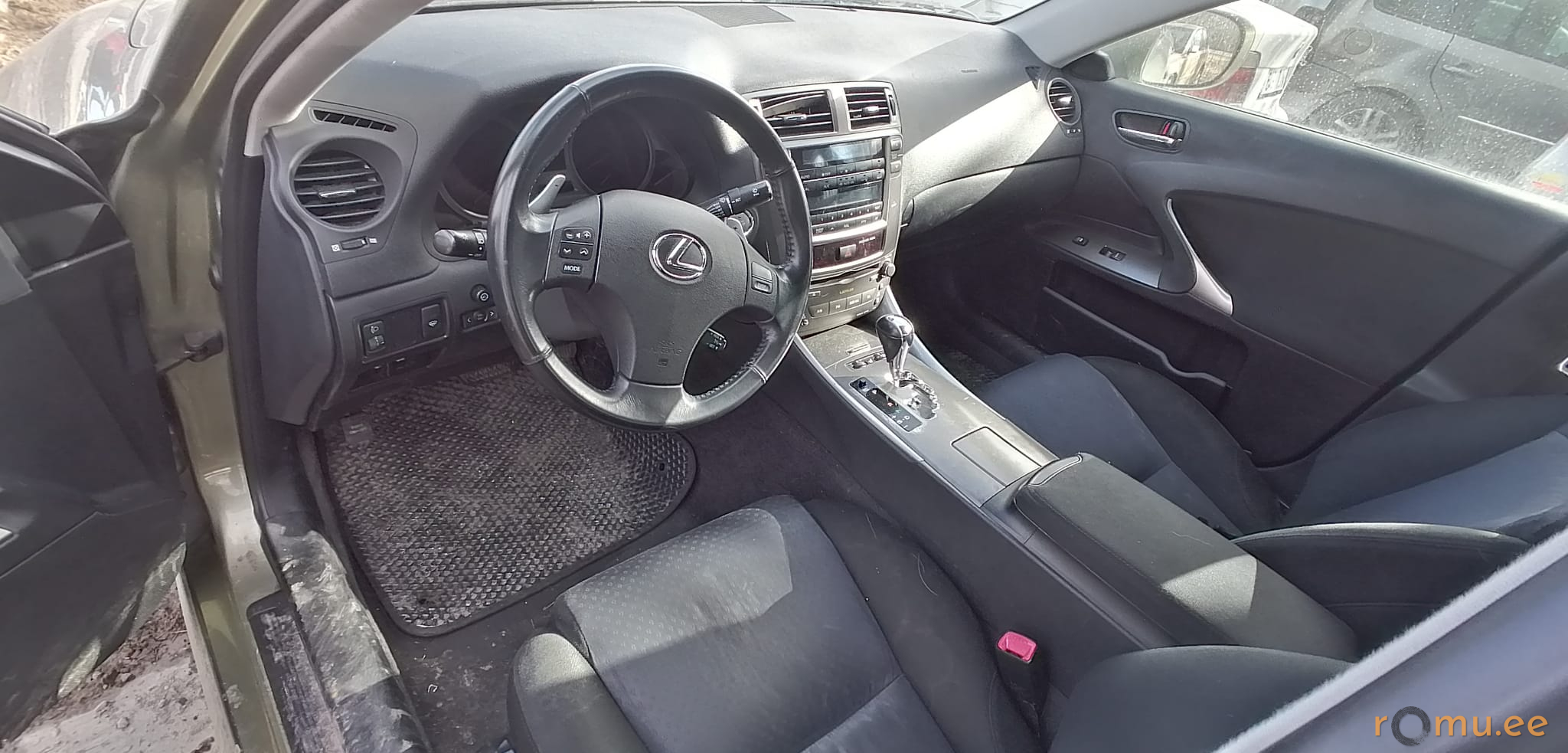 Lexus IS250 (2009) — изображение 7
