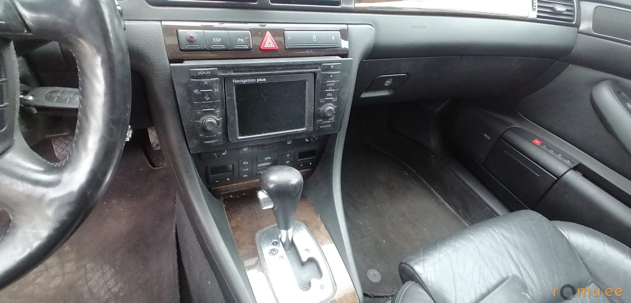 Audi A6 Avant (2002) - Image 7