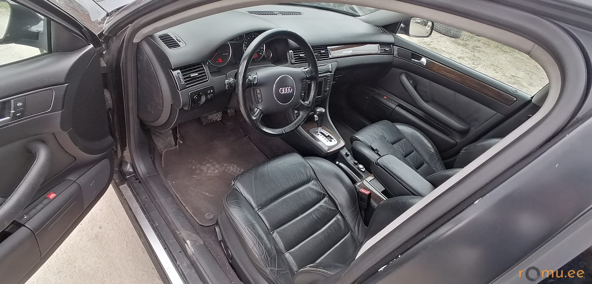Audi A6 Avant (2002) - Image 6