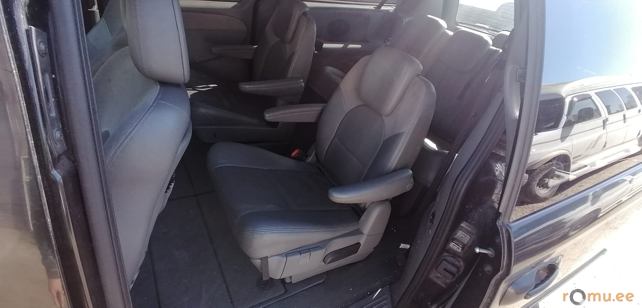 Chrysler Grand Voyager (2007) - Image 8
