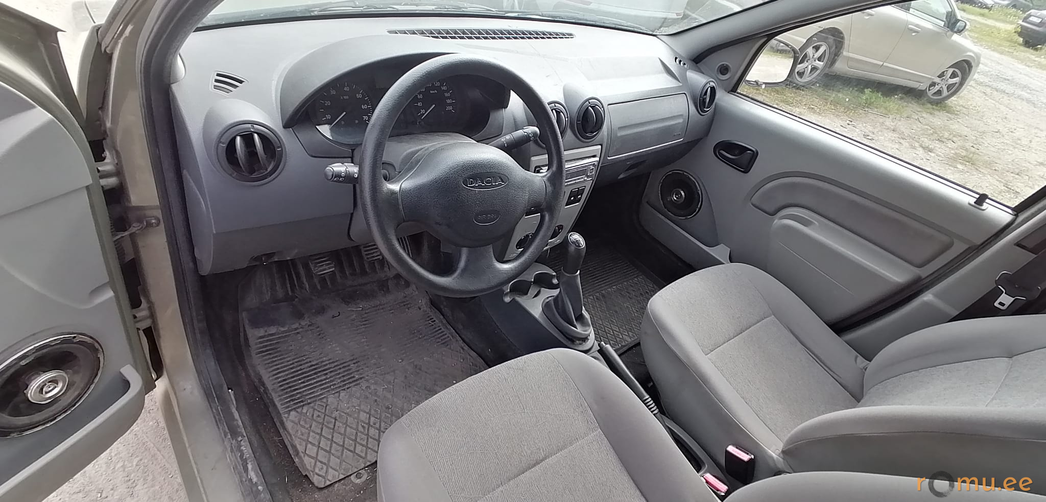 Dacia Logan (2008) - Image 7