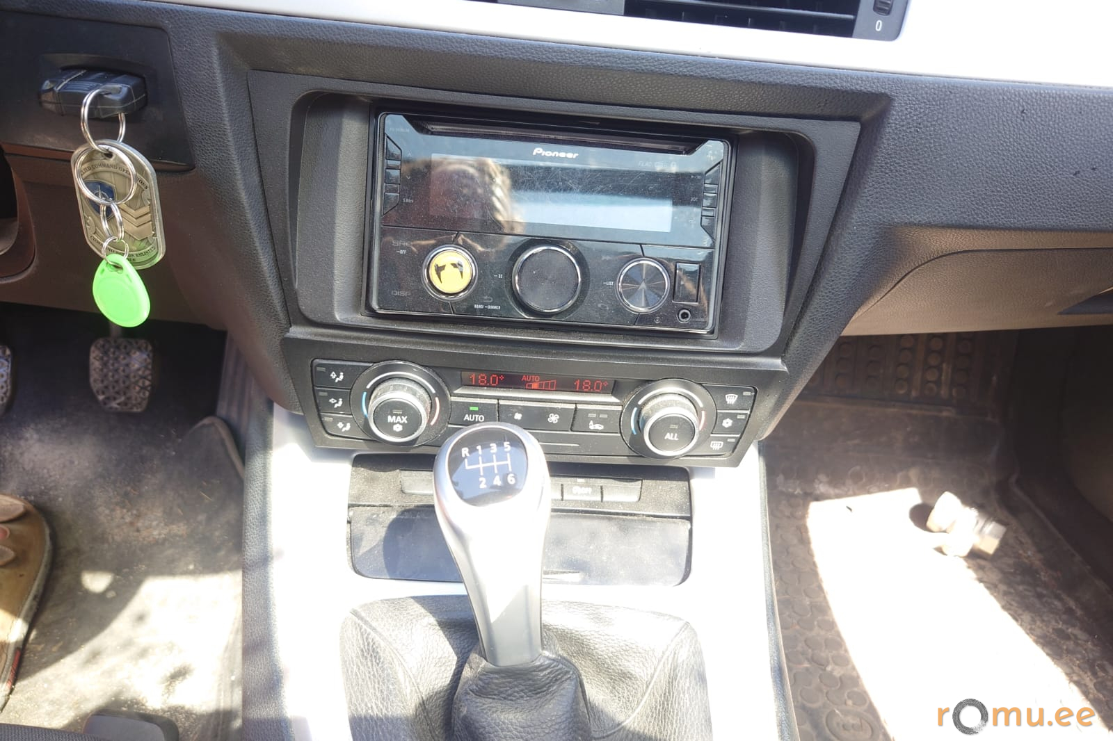 BMW 320d (2010) - Image 7
