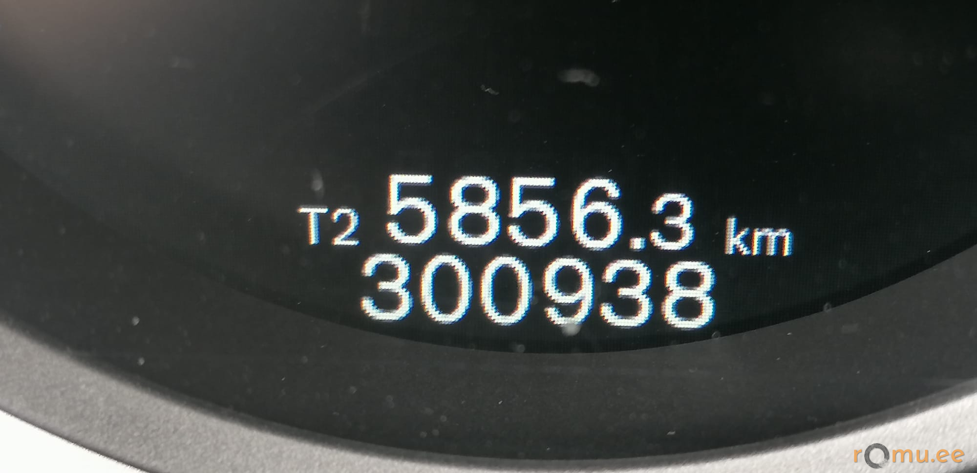 Volvo XC60 (2015) - Image 10